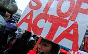 Rầm rộ xuống đường phản đối ACTA